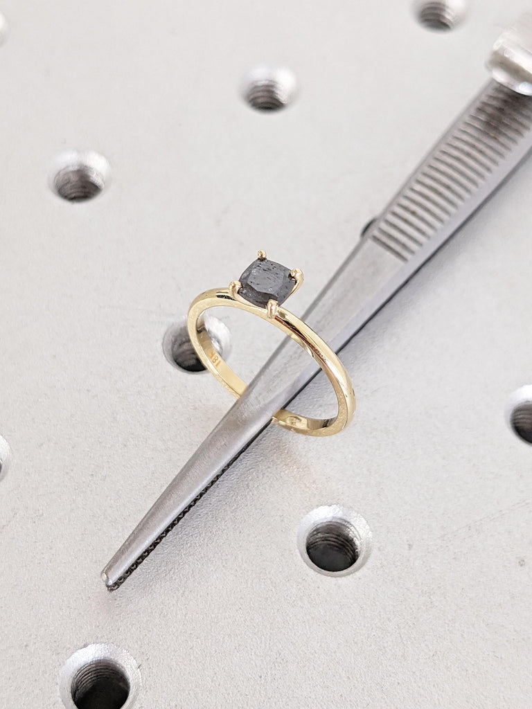 Minimalist Salt and Pepper Diamond Ring, Cushion Ring, 18k Solid Gold Engagement Ring, Simple Ring, Unique Anniversary Ring, Gift for Wife
