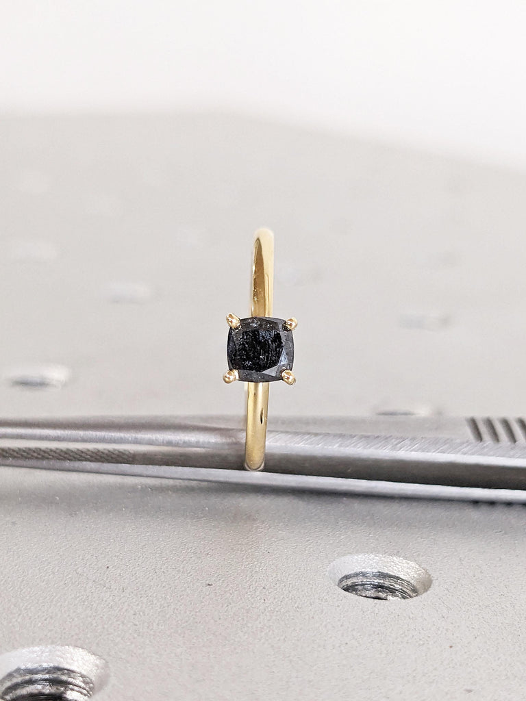 Minimalist Salt and Pepper Diamond Ring, Cushion Ring, 18k Solid Gold Engagement Ring, Simple Ring, Unique Anniversary Ring, Gift for Wife