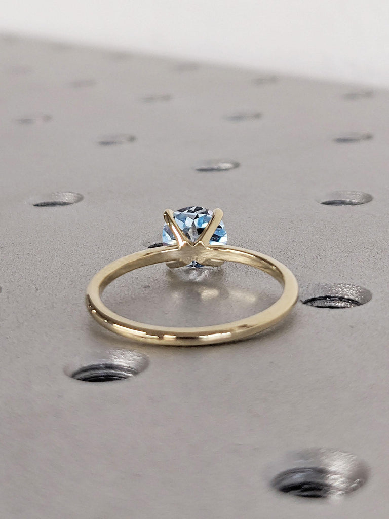 Round Aquamarine Ring, 14k Solid Gold Ring, Vintage Engagement Rings for Women, Aquamarine Wedding Band, Minimalist Ring, March Birthstone