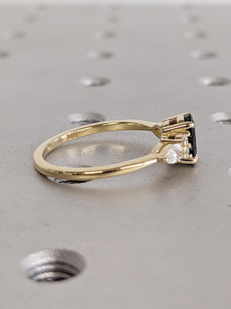 Art Deco Montana Sapphire Ring, Dainty 14k Solid Gold Oval Engagement Ring, Vintage Diamond Cluster Ring, One of a Kind Teal Sapphire Ring