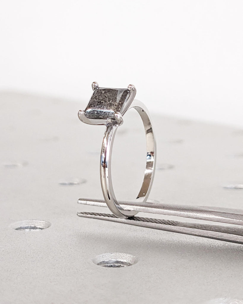 Salt and Pepper Diamond Ring, Grey Diamond Princess Cut Ring, Square Diamond Ring in Platinum or Gold, Promise Ring, Dainty Ring, Minimalist