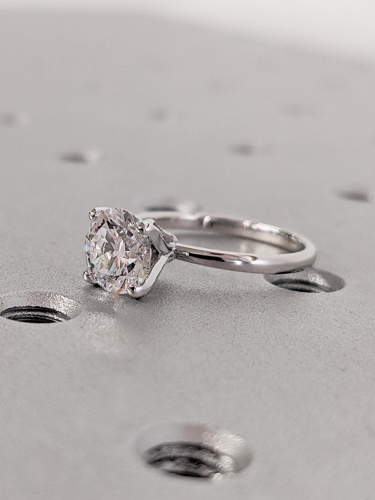 Lab Grown Diamond Engagement Ring, Dainty 18k White Gold Solitaire Ring, Unique Lab Diamond Ring, Round Diamond Ring, Simple Rings for Women
