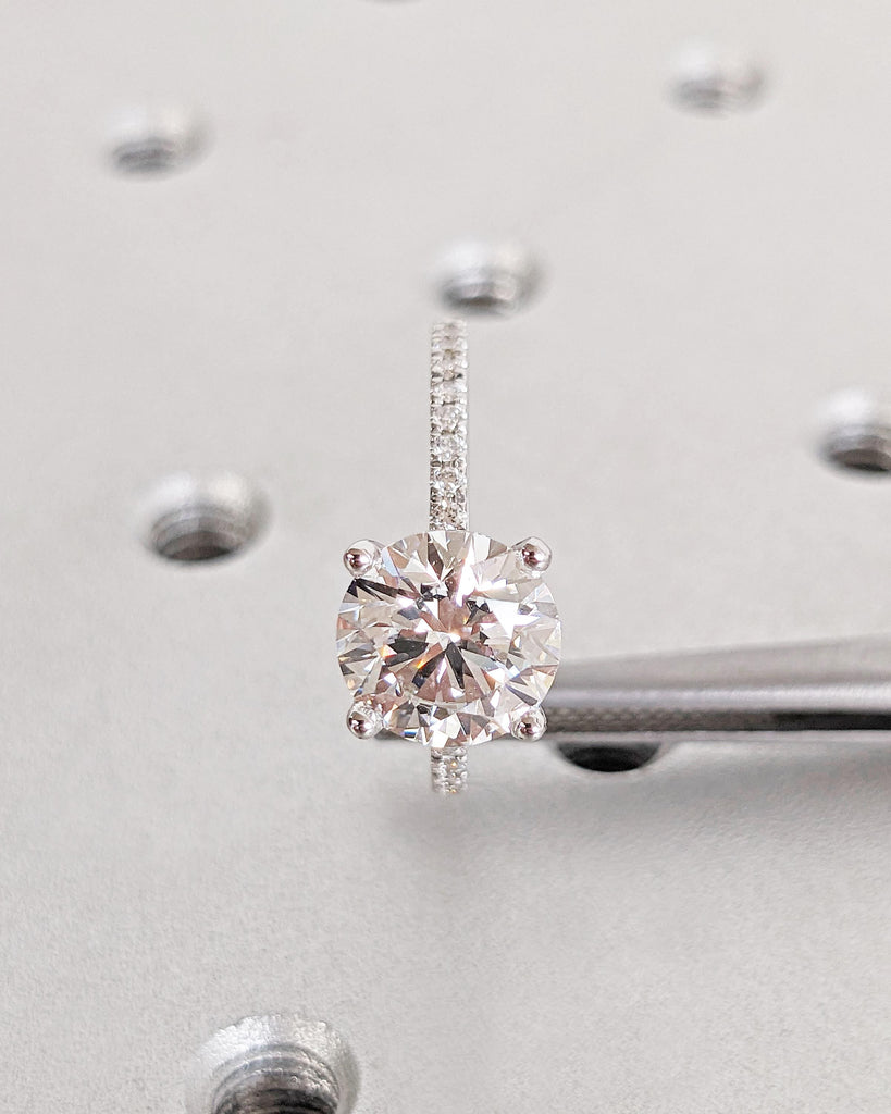 Round Cut Moissanite Engagement Ring | 18K White Gold Promise Ring | Dainty Diamond Proposal Ring | Personalized Wedding Ring | Anniversary