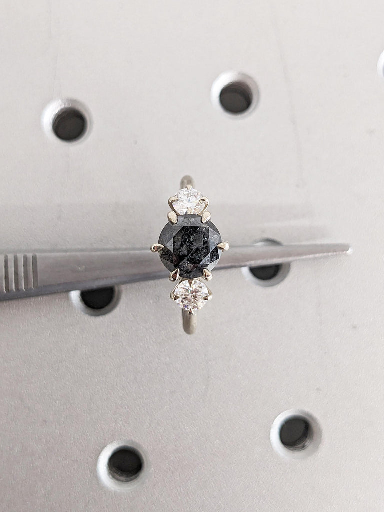 Round Raw Salt and Pepper Diamond Ring, Unique Matte Finished Women Wedding Ring, 14k White Gold Promise Ring for Her, Bridal Gift for Her