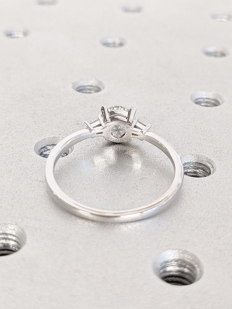 1.5ct, 2 Carat VVS Moissanite Wedding Anniversary Ring | Solid White Gold Rings for Women | Round Moissanite Ring | Unique Rope Twist Ring