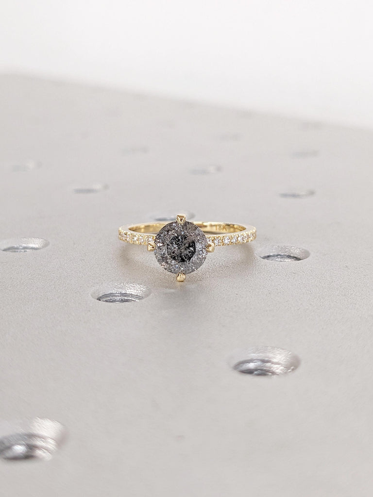 Round Cut Salt and Pepper Diamond Ring, 18k Gold Engagement Ring, Art Deco Eternity Ring, Moissanite Hidden Halo Ring, Promise Ring for Her