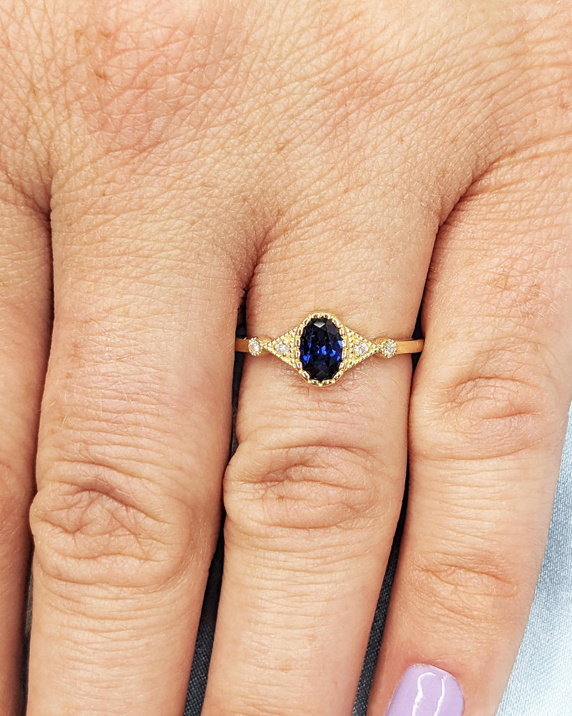 Vintage Blue Lab Sapphire Ring, 14K Solid Gold Bezel Set Ring, Oval Cut Sapphire and Diamond Engagement Ring, Antique Milgrain Art Deco Ring