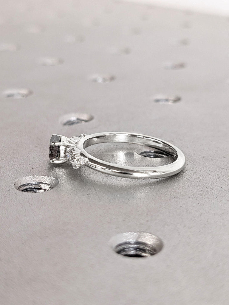 14k 18k Gold Rings for Women | Dainty Round Engagement Ring | Unique Black Gemstone Ring | Thin Gold Ring | Art Deco Diamond Promise Ring