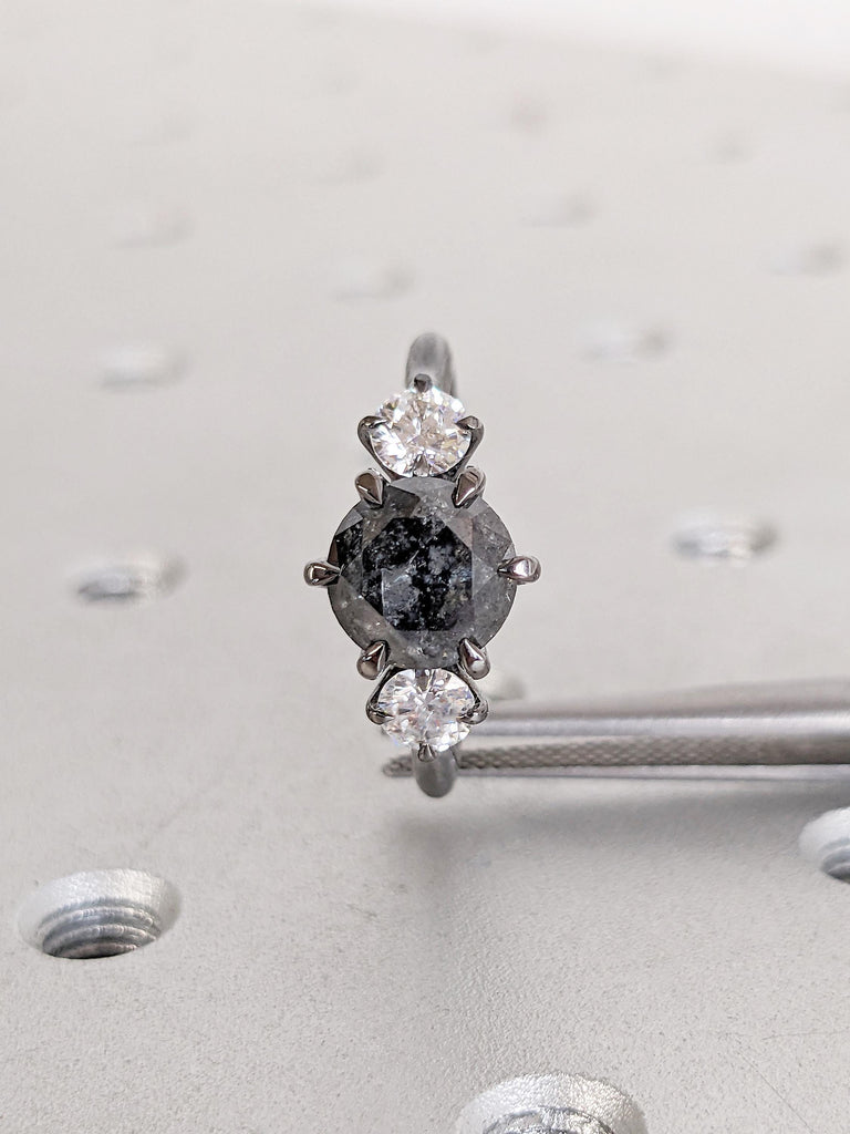 Round Diamond Engagement Ring, Matte Finished Black Ring, 3 Stone Diamond Ring, Salt and Pepper Diamond Wedding Rings for Women, Bridal Gift
