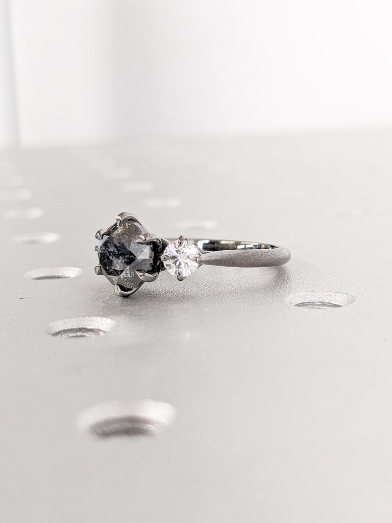 Black Gold Engagement Ring, 3 Stone Gold Promise Ring, Moissanite, Salt and Pepper Diamond Ring, Unique Gift for Mom, Dainty 14k Gold Ring