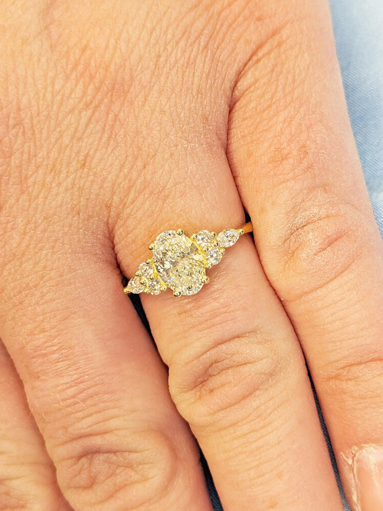 Oval Lab Grown Diamond Ring, Solid Gold Ring, Oval Engagement Ring, Art Deco Lab Diamond Ring, Engagement Gift for Her, Diamond Cluster Ring