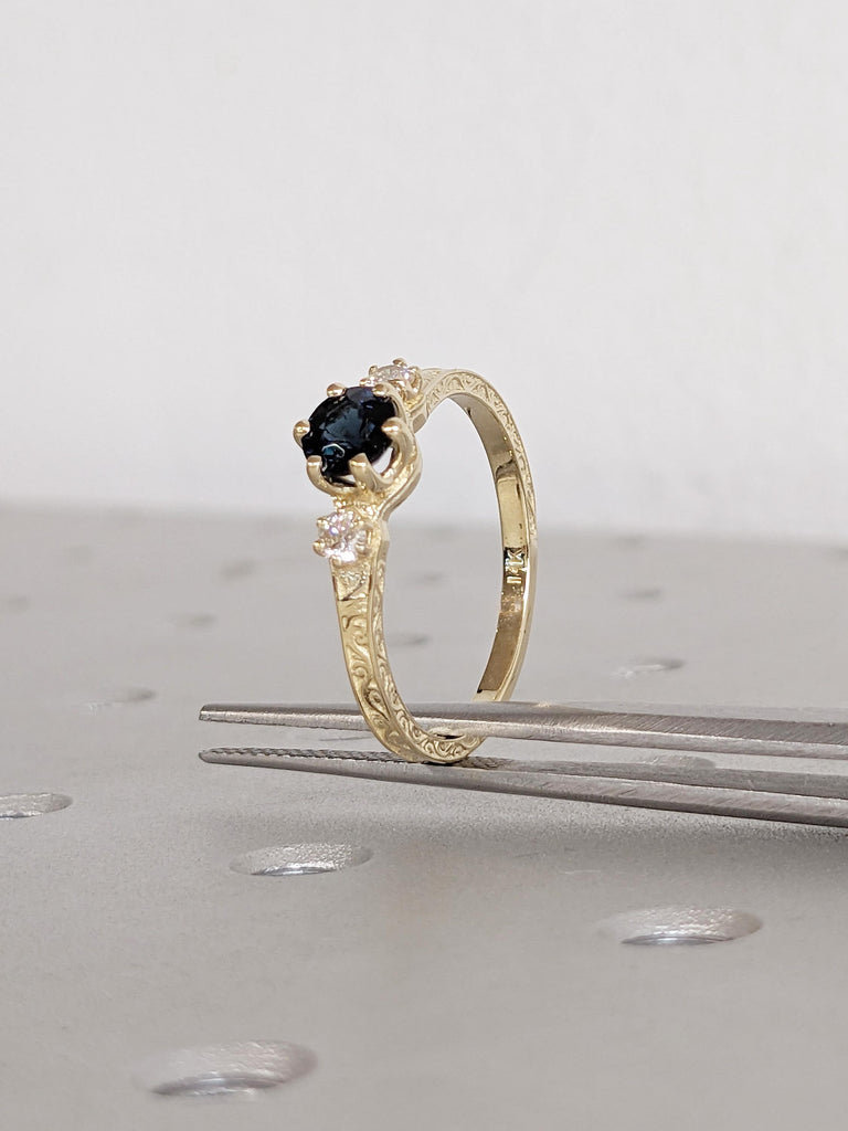 Round Vintage Engagement Ring, One of a Kind Montana Sapphire Ring, Filigree 14k Gold Promise Ring, Moissanite, Teal Sapphire 3 Stone Ring