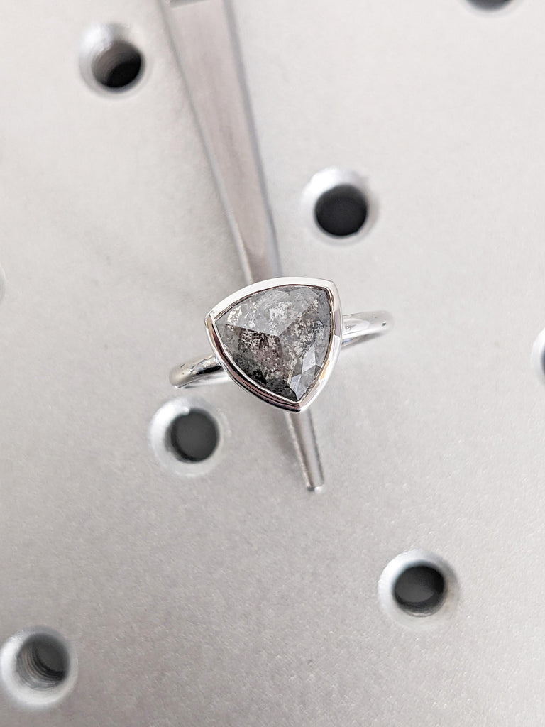 Salt and Pepper Diamond Ring, 14k White Gold Engagement Ring, Trillion Cut Diamond Ring, Minimalist Bezel Set Ring, Simple Rings for Women