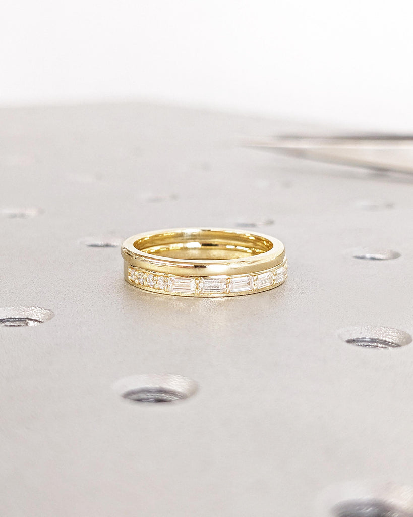 Wedding Ring Set, Baguette and Round Diamond Wedding Band with 14K Gold Plain Gold Band Stacking Matching Ring, Stacking Rings, Stackable Rings, Thin Wedding Bands, Dainty Wedding Bands, Wedding Rings for Women