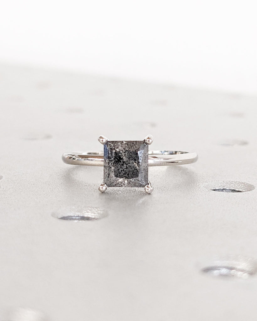 Salt and Pepper Diamond Ring, Grey Diamond Princess Cut Ring, Square Diamond Ring in Platinum or Gold, Promise Ring, Dainty Ring, Minimalist