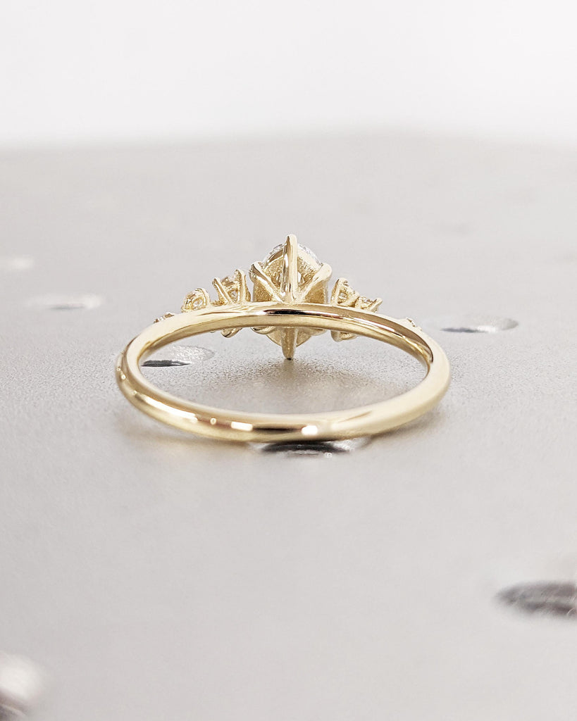 Oval Cut Moissanite Ring Vintage Moissanite Engagement Ring Solid Gold Unique Snowdrift 6 Prongs Engagement Ring Diamond Wedding Ring Dainty