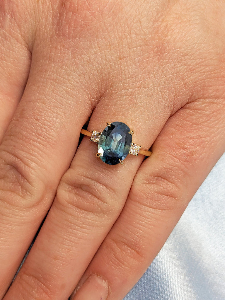 Oval Cut Teal Sapphire Ring, Vintage Solid Gold Ring, Diamond and Sapphire Ring, Gold Engagement Ring, Gemstone Ring, Unique Statement Ring