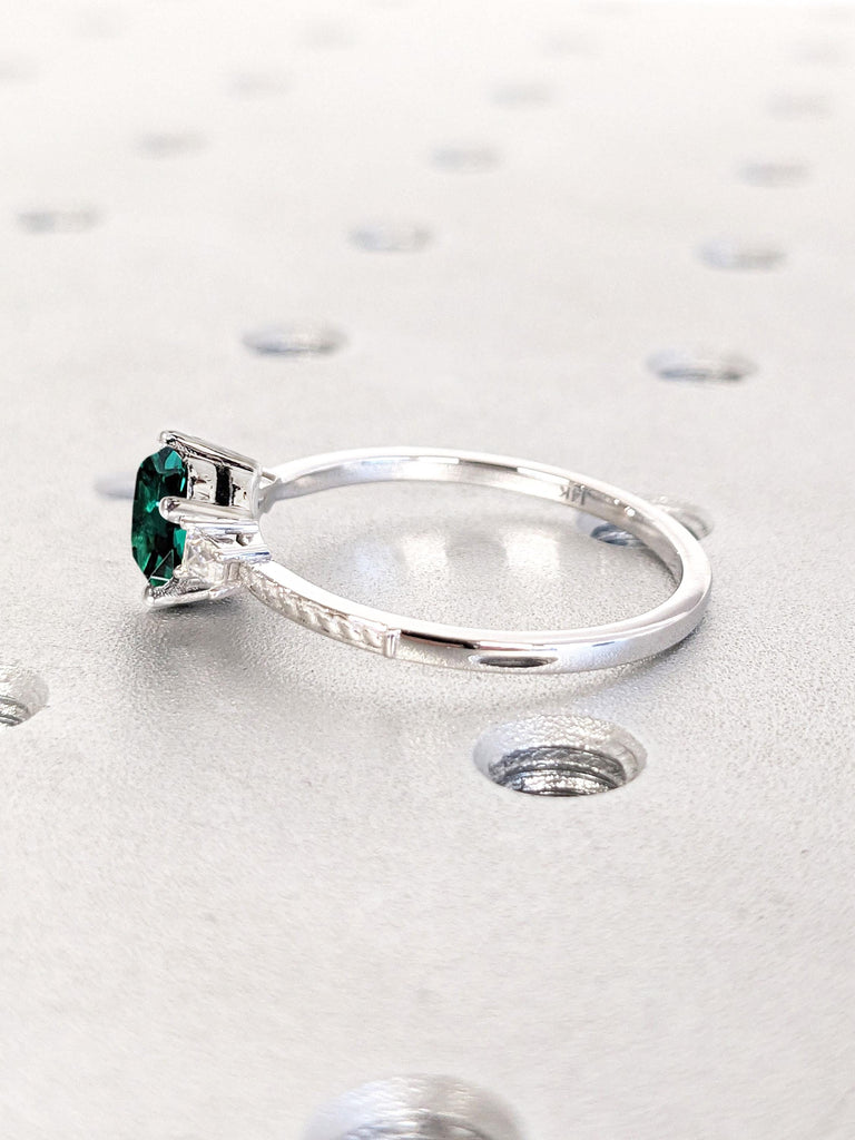 14k 18k Real Gold Rings for Women | Twisted Ring | Rope Engraving Wedding Band | Dainty Engagement Ring | Green Emerald Ring