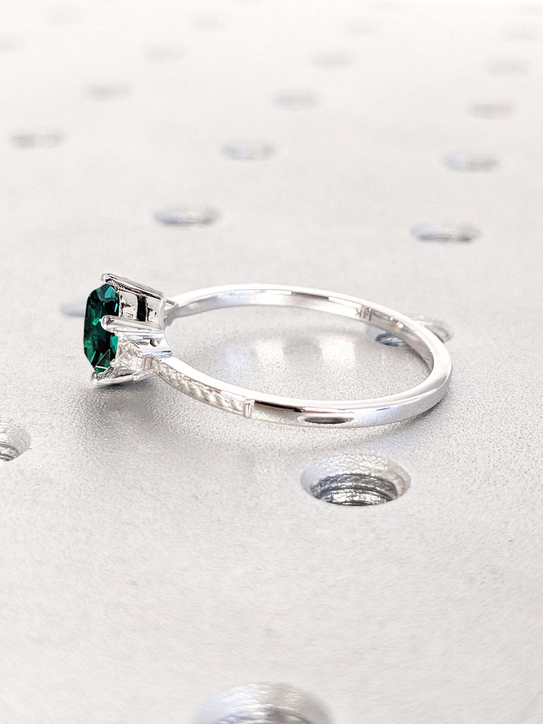 14k 18k Real Gold Rings for Women | Twisted Ring | Rope Engraving Wedding Band | Dainty Engagement Ring | Green Emerald Ring
