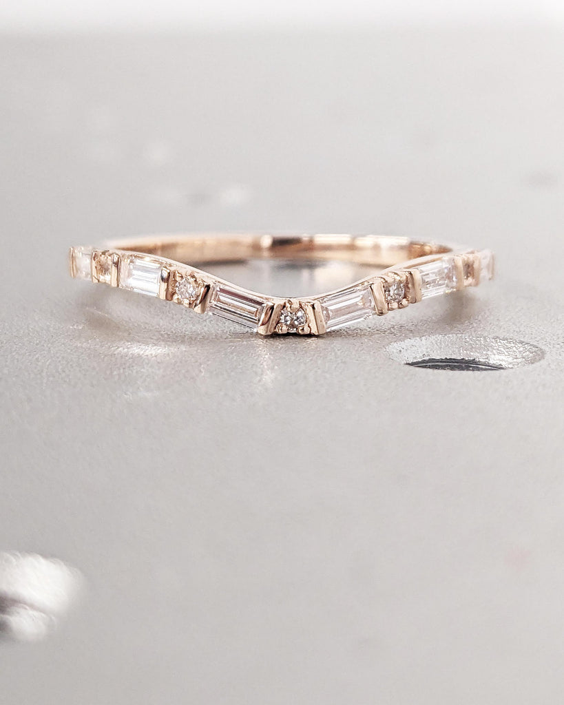 Baguette & Round Diamond Wedding Ring, Alternating Round Baguette Wedding Band, Stack Ring, Curved Wedding Band Chevron V Ring 14K Rose Gold