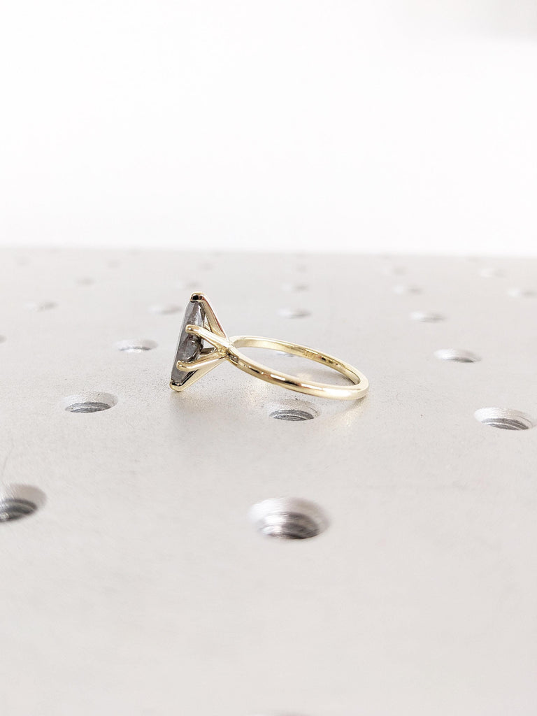 Vintage Salt and Pepper Diamond Ring, 14k Yellow Gold Engagement Ring, Solitaire Rings for Women, Marquise Ring, Personalized Statement Ring
