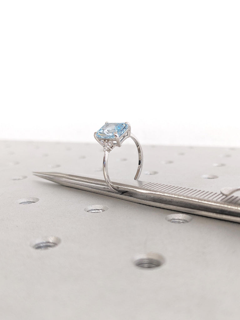 Aquamarine Engagement Ring, Radiant Cut Ring, 14k Gold Aquamarine Ring, Statement Rings for Women, March Birthstone, Diamond Cluster Ring
