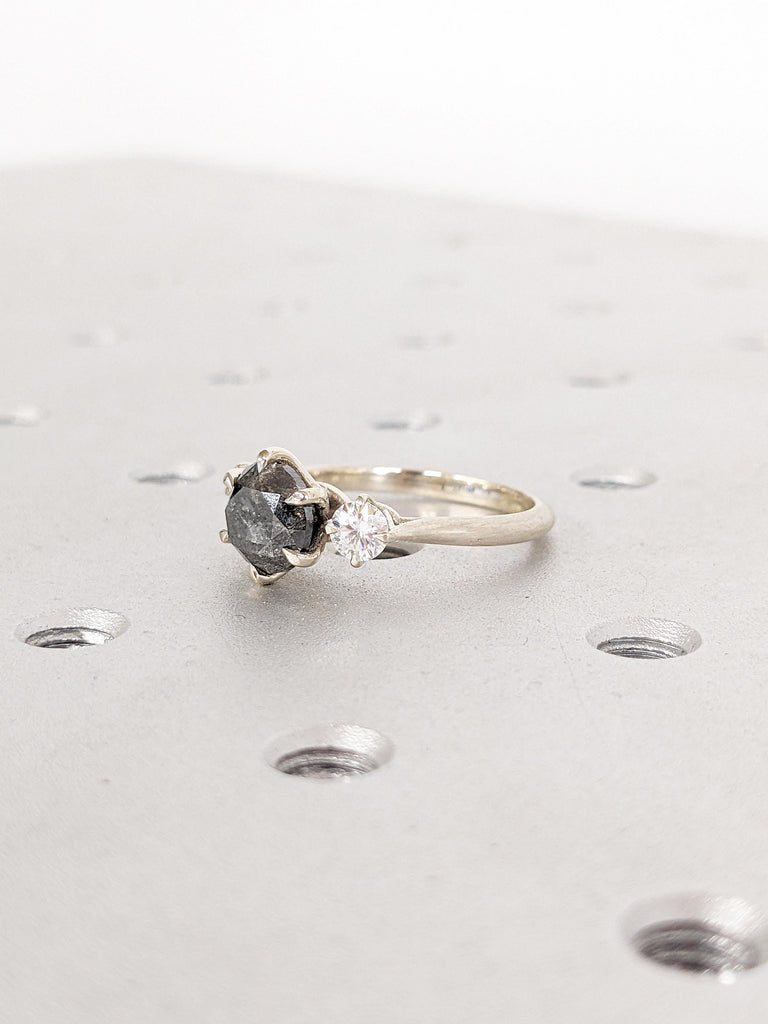 Round Raw Salt and Pepper Diamond Ring, Unique Matte Finished Women Wedding Ring, 14k White Gold Promise Ring for Her, Bridal Gift for Her