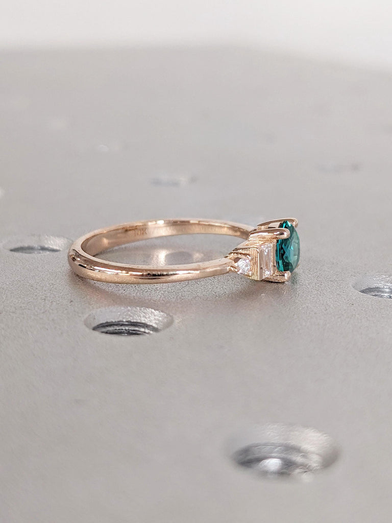 1ct, 1.5CT Green Emerald 14k Rose Gold Ring | Emerald and Diamond Engagement Ring for Women | Delicate Engagement Gold Ring | Round cut Ring
