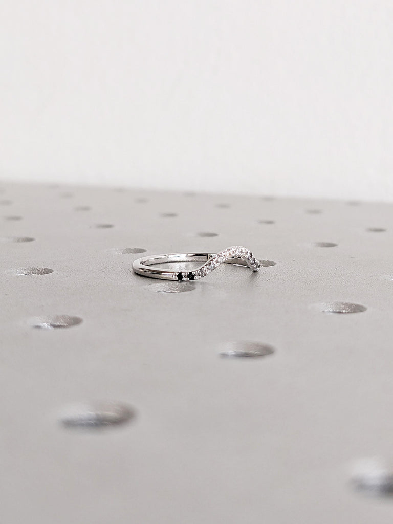 14k White Gold Ring, Ombre Diamond Wedding Band, Womens Wedding Band, Vintage Wedding Ring, Unique Wedding Band, Stacking Rings for Women