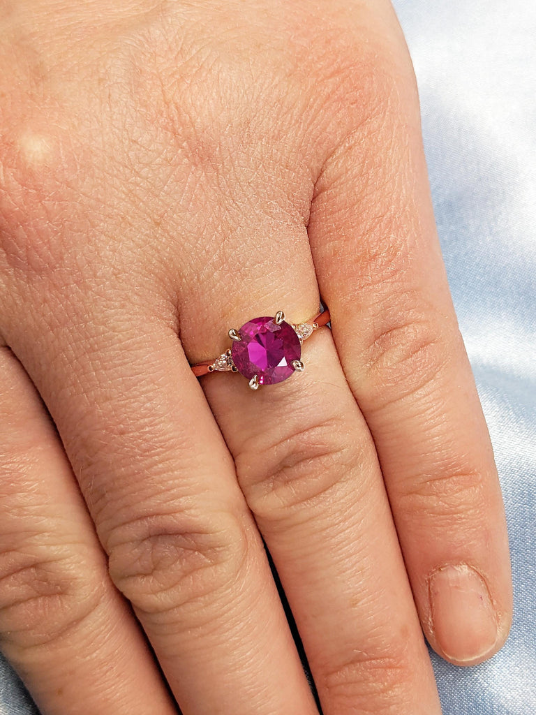 Ruby Gemstone Engagement Ring | 2ct Round Cut Vintage Rose Gold Engagement Ring | Red Ruby and Lab Grown Diamond Bridal Ring Promise Ring Anniversary