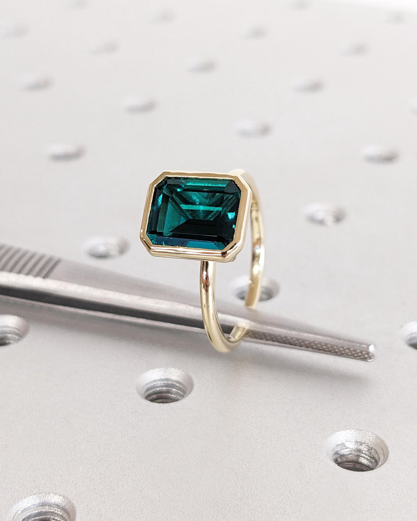 Vintage Emerald Engagement Ring, Dainty Bezel Set Emerald Ring, 14K Yellow Gold Emerald Cut Ring, Solitaire Gemstone Ring, Anniversary Ring