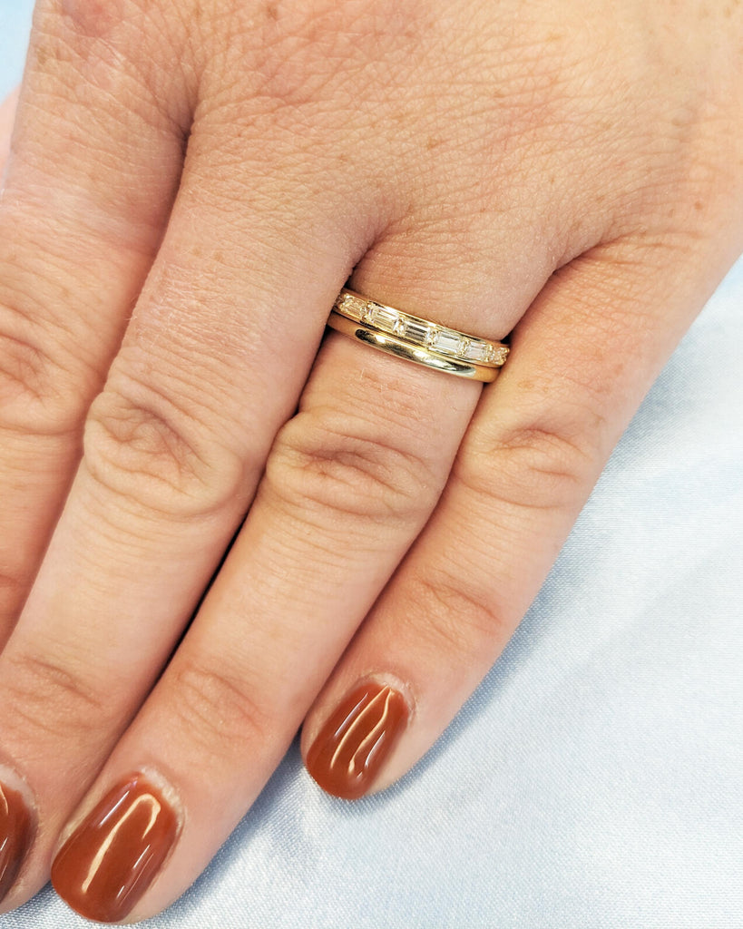 Double Wedding Bands Set of 2 Rings / Baguette and Round Moissanite Wedding Band / 14K Gold Dainty Band / Matching Stacking Rings for Women