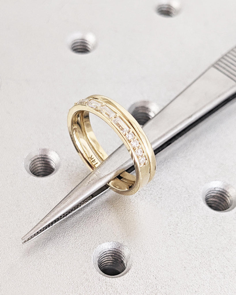 Wedding Ring Set / Baguette and Round Diamond Wedding Band / 14K Gold Plain Gold Band Stacking Matching Ring / Stacking Ring / Wedding Rings
