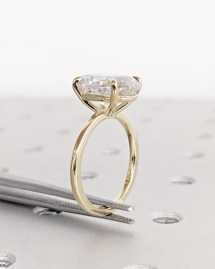 5ct Crushed Ice Lab Diamond Oval Engagement Ring, Oval Lab Diamond Solitaire Wedding Ring, IGI Certified Lab Grown Diamond, 14K Yellow Gold