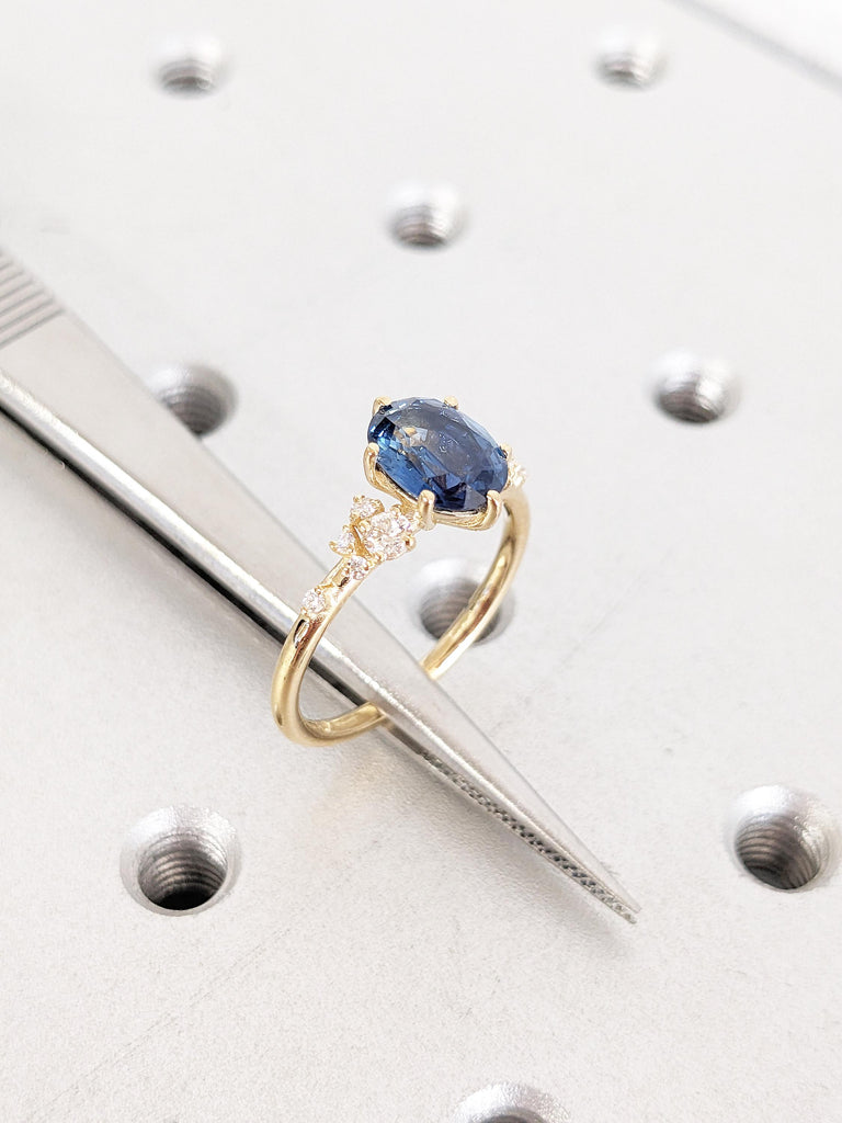 Vintage 18k Gold Ring, Moissanite Cluster Ring