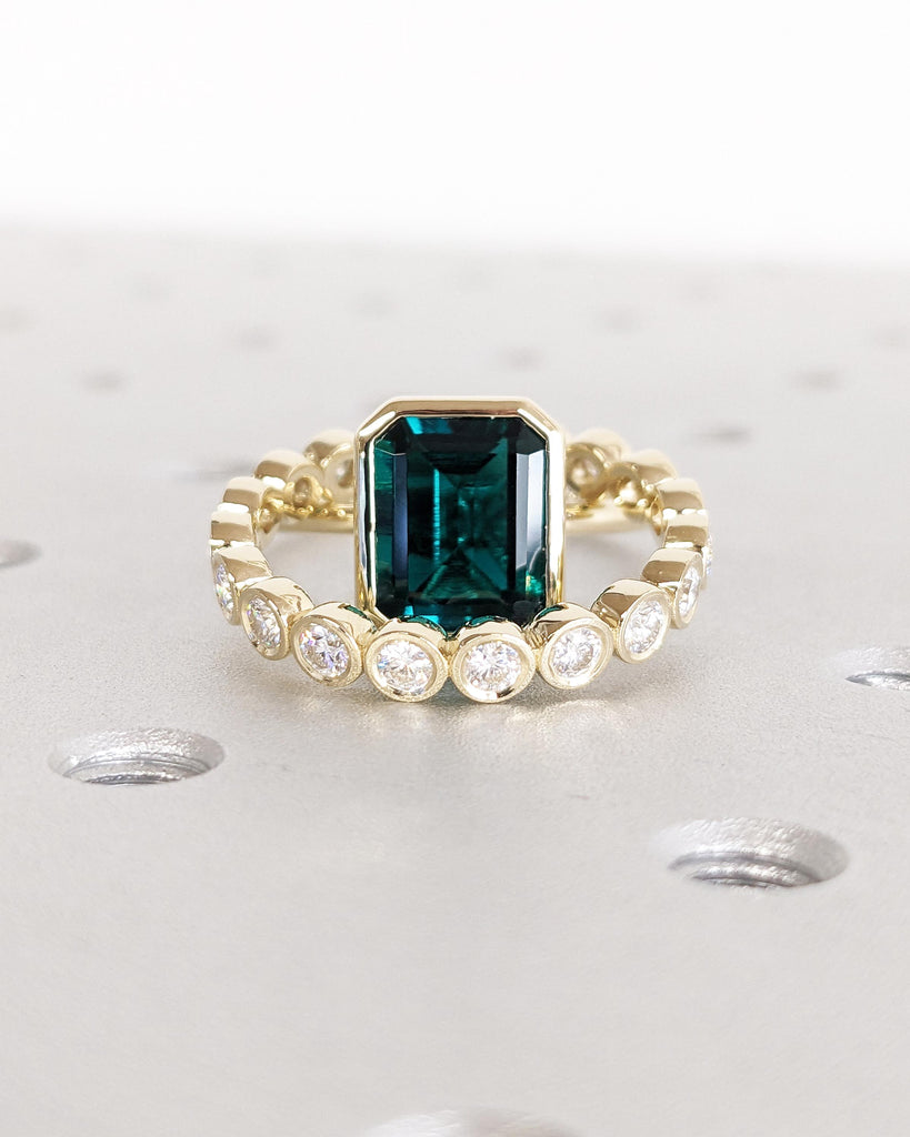 2pcs Vintage Emerald Cut Emerald Engagement Ring Set | Bezel Set Green Emerald Ring Promise Ring Set | Diamond Wedding Band Bridal Ring Set