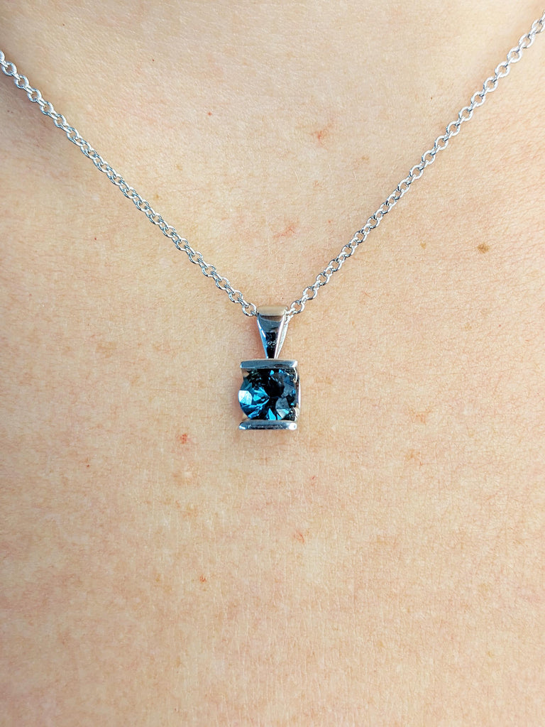 Round Montana Sapphire Pendant Necklace