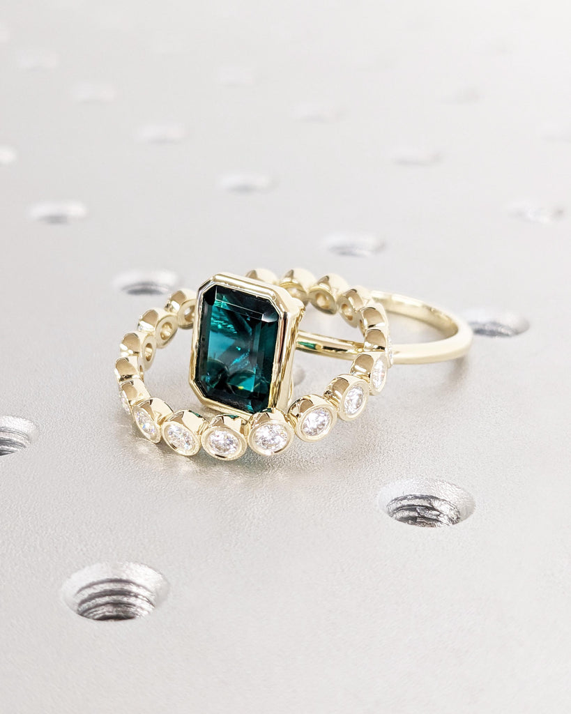 2pcs Vintage Emerald Cut Emerald Engagement Ring Set, Bezel Set Green Emerald Ring Promise Ring Set, Moissanite Wedding Band Bridal Ring Set