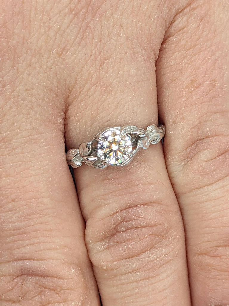 Round cut Man Made Diamond Woman Wedding Anniversary Ring | Gift for Wife | 14k 18k Real Gold Engagement Ring