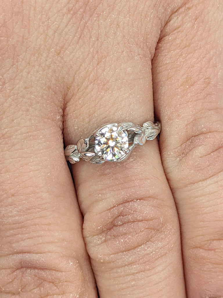 Round cut Man Made Diamond Woman Wedding Anniversary Ring | Gift for Wife | 14k 18k Real Gold Engagement Ring