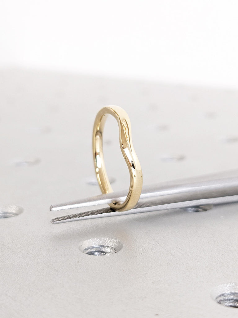 Dainty 18k Gold Ring