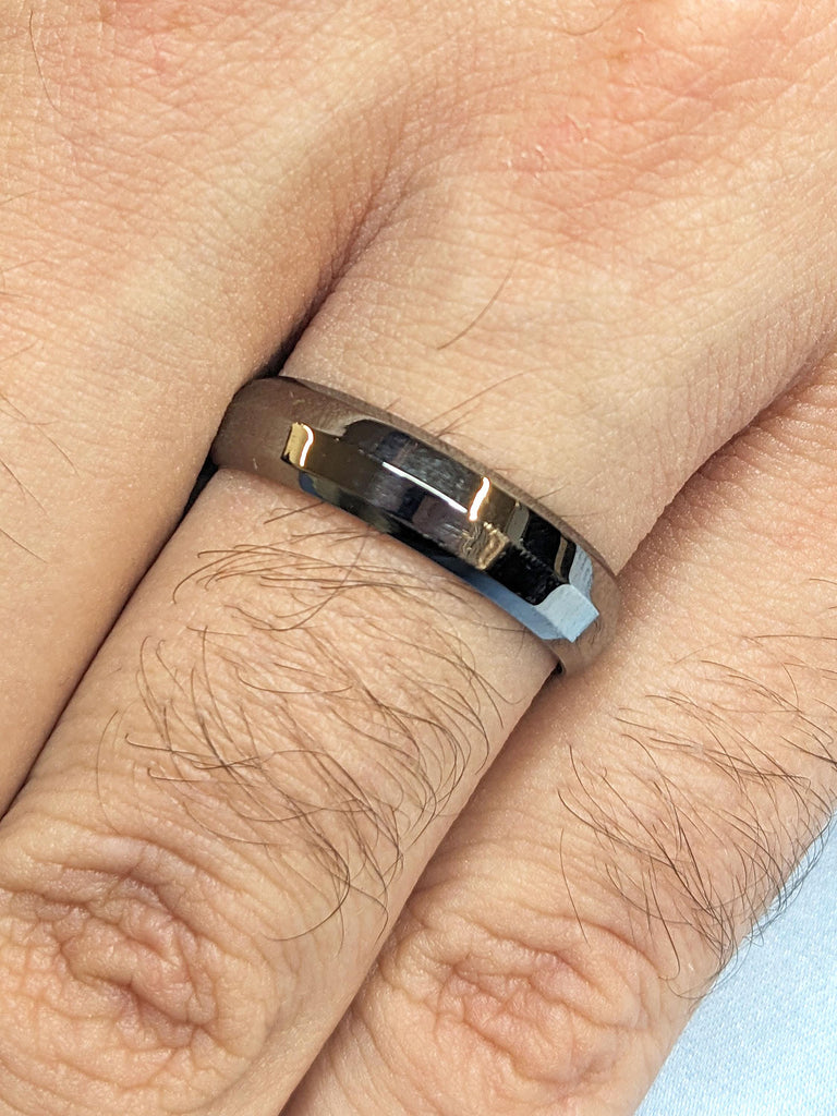 Black Men Unique Wedding Band with Beveled Edge | Engagement Band - Mens 14k Gold Ring, Gift for Him