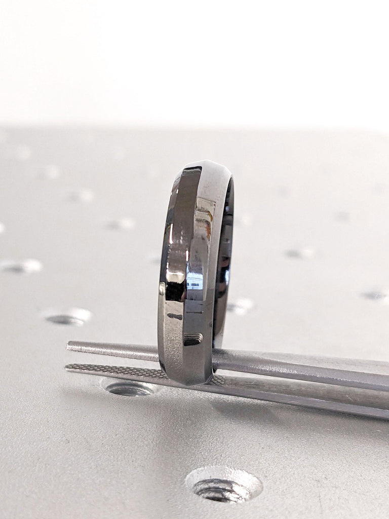 14K Black Gold Men's Beveled Edge Wedding Band 6MM | 14K Solid Gold Ring Simple Wedding Band | Polished Finish Gold Ring | Couples Ring