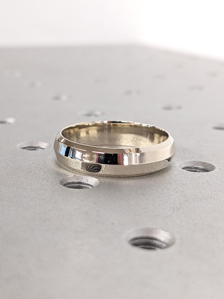 White Gold Men Unique Wedding Band with Beveled Edge | Engagement Band - Mens 14k Gold Ring, Gift for Him | Everyday Wear Simple Gold Ring