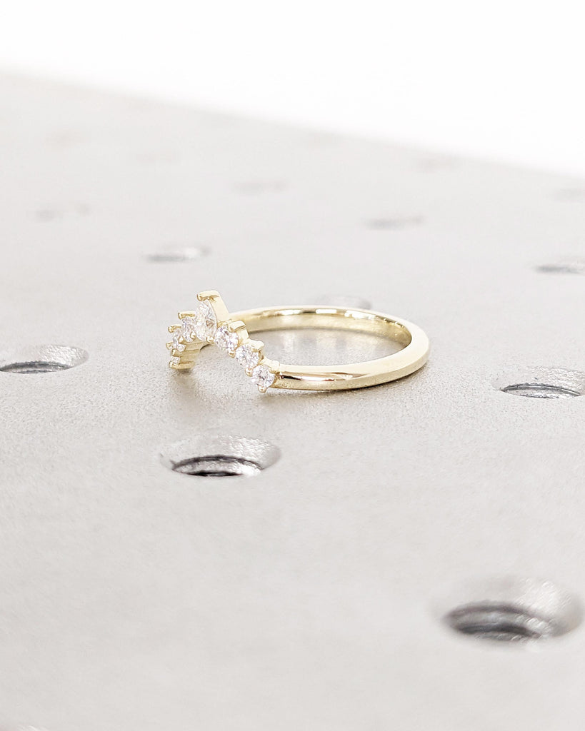 Real Diamond Band 14K Gold | Curved Wedding Band | Cluster Diamond Ring | Matching Stacking Bridal Ring | Unique Wedding Band Gift for Women