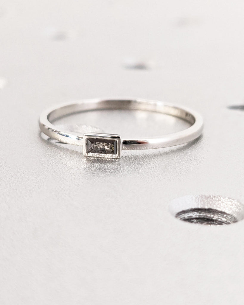 Baguette Diamond Band, Gray Diamond Baguette Ring, Bezel set Baguette cut Salt and Pepper Diamond Wedding Band, Solid Gold or Platinum Wedding Band, Gift for Her