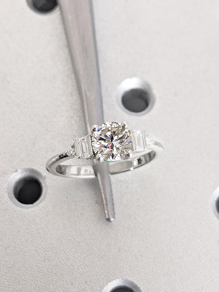 Round cut Engagement Ring | 14k Gold White Moissanite Ring | Moissanite and Diamond Wedding Ring | Bar Setting Ring