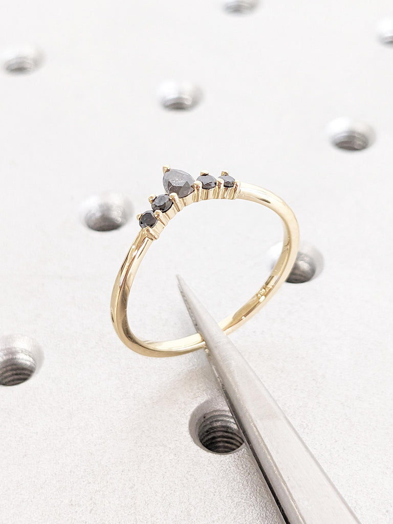 Salt and Pepper Diamond Matching Ring, Vintage 18k Solid Gold Ring, Pear and Round Curved Wedding Band, Stacking Rings for Women, Crown Ring
