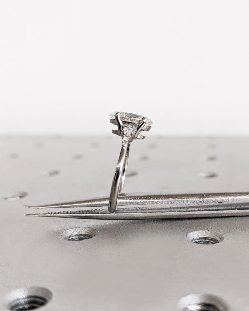 1.5ct Lab Grown Diamond Engagement Ring, Vintage Oval Lab Diamond Promise Ring, Platinum or 14K Solid Gold Wedding Ring Diamond Cluster Ring