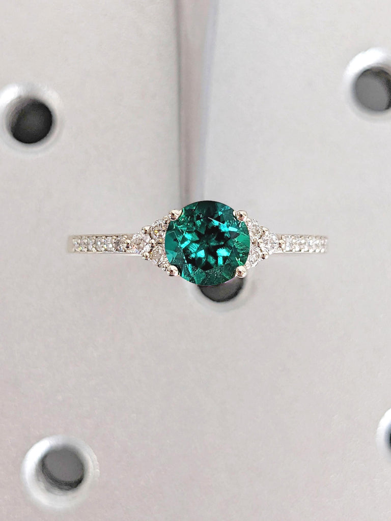 1 Carat Green Emerald and Lab Diamond Cluster Engagement Ring | Woman Bridal Ring | Wedding Anniversary Gift for Her Wife | Handmade Fine Jewelry